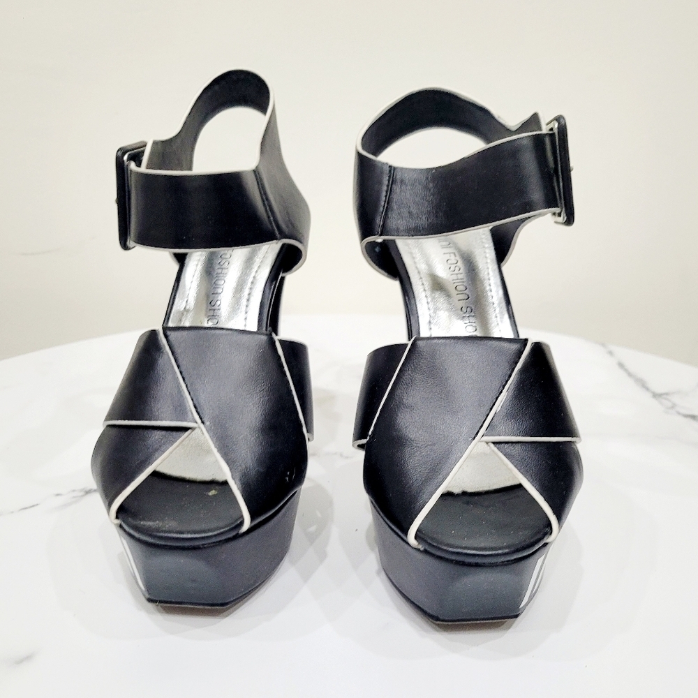 Vintage 90s Black & White Funky Style Heels Shoes US 6.5 - Picture 4 of 12